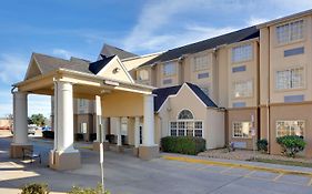 Microtel Inn And Suites Lafayette